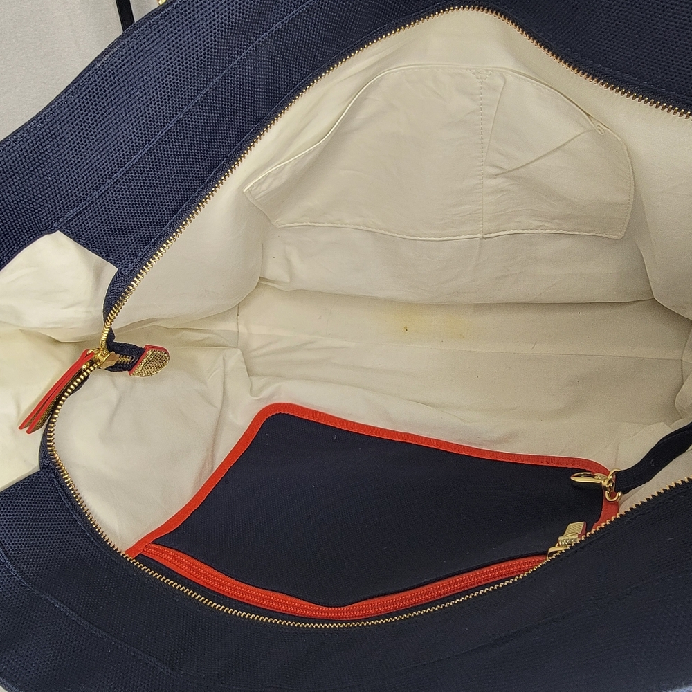 Lilly Pulitzer Navy Tote w/ Gold Leather Straps and‎ Gold Hardware. P140 - Picture 7 of 13